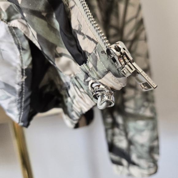 Massimo Dutti Lightweight Palm Fronds Jacket. Size Medium - Picture 9 of 15